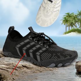 Men's And Women's Non-slip Five-finger Mountaineering Fitness Shoes (Option: D025 Black-42)